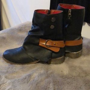 Ladies Vegan motorcycle boots